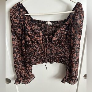 Blush blouse size large